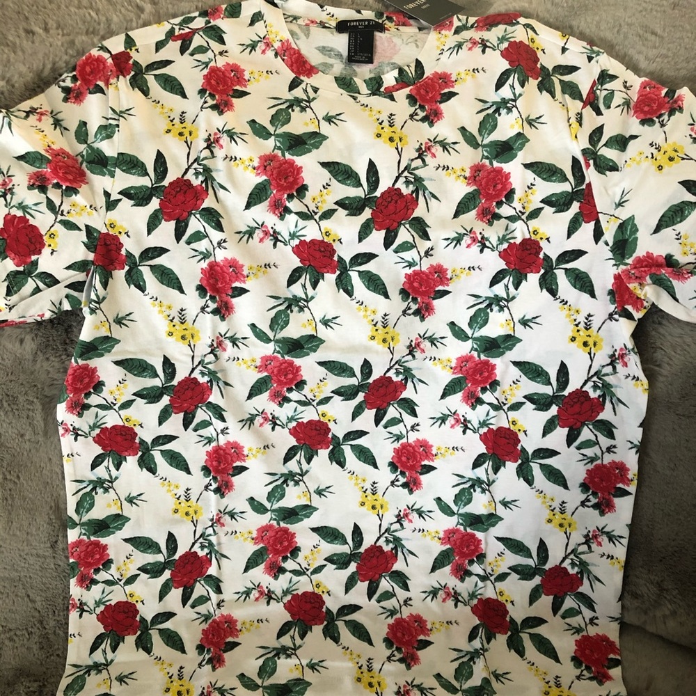 Flowered t/shirt mens